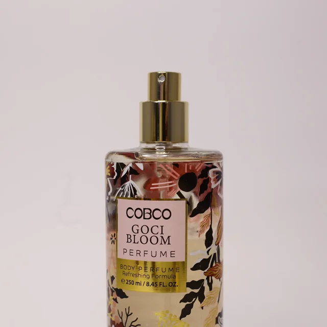 جزئیات بسته‌بندی بادی اسپلش زنانه کوبکو Gucci Bloom